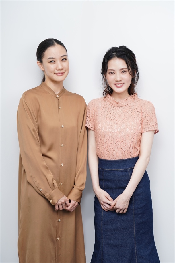 映画『ペンギン・ハイウェイ』主演の北香那(写真右)と蒼井優(写真左)