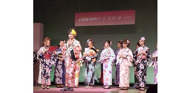グランプリの中村さんが受賞の喜びを語った。