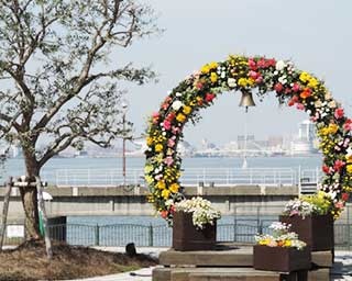 四季を通じて様々な花が鑑賞できる、名古屋港エリアにある花の楽園