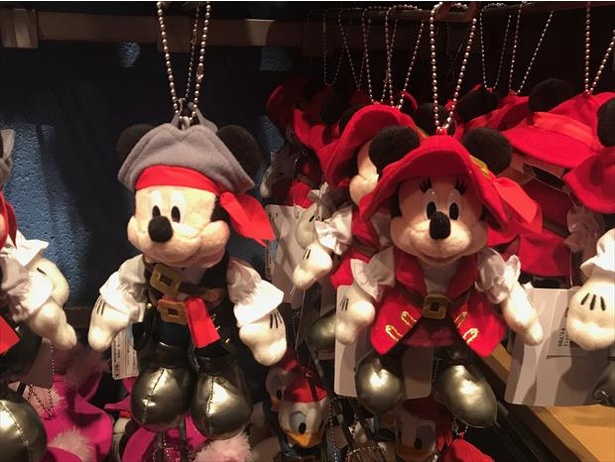 「ディズニー・パイレーツ・サマー」グッズ(2/3)