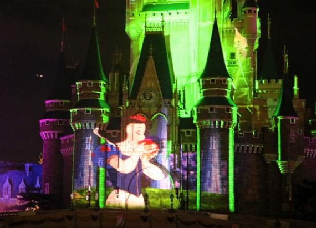 「Celebrate! Tokyo Disneyland」(3/7)