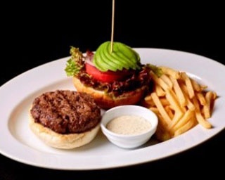 ハンバーガー、激辛、ワイン、アイスにイギリスも!?まだ間に合う編集部おすすめの東京グルメ・フードフェス5選