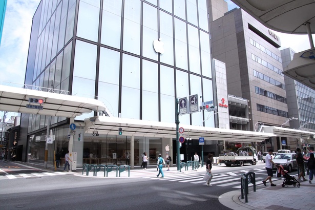 和をイメージした店内デザインがスゴイ「Apple 京都」オープン