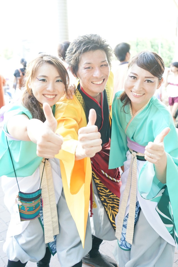 会場で見つけた華やかな踊り手たち
