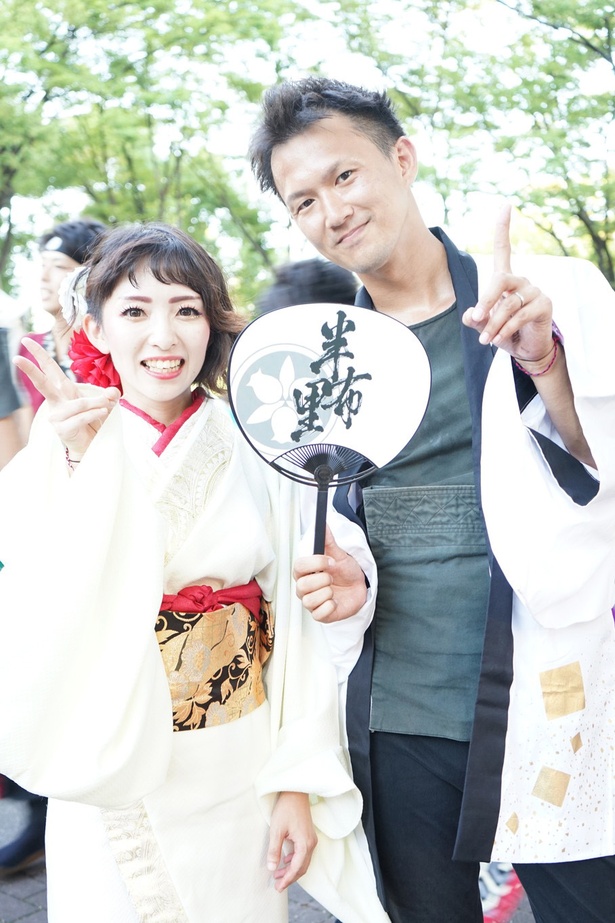  会場で見つけた華やかな踊り手たち