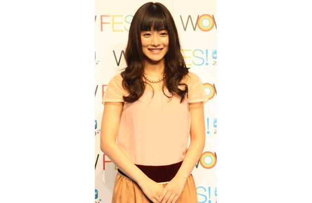 司会初挑戦の意気込みを「前々から興味があったのでうれしいです。がんばります！」とコメント