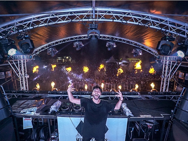 R3HAB(1日のCIRCUS STAGE)