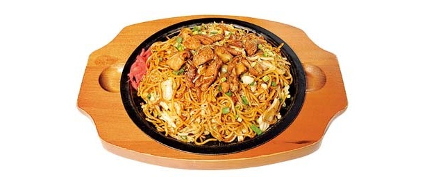 「スタミナホルモン焼きそば」(980円)