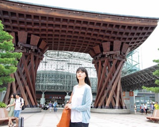 読者アンケート1位！海鮮にアート、レトロな風景と魅力あふれる金沢に1泊2日のひとり旅