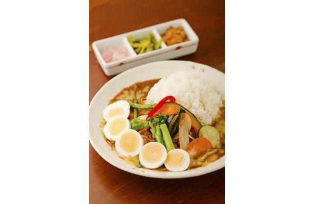 「momo curry＆Cafe bar」のタイカレー