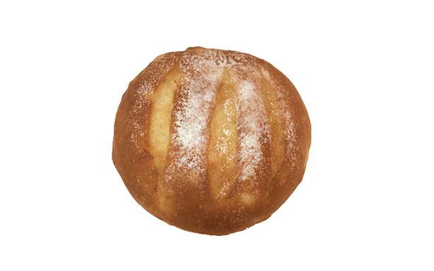 「ぱん屋シエルブルー」の「オレンジピールのパン・オ・レ」(150円)。水を使わずヨーグルトと牛乳で仕込んだしっとりふわふわなパン