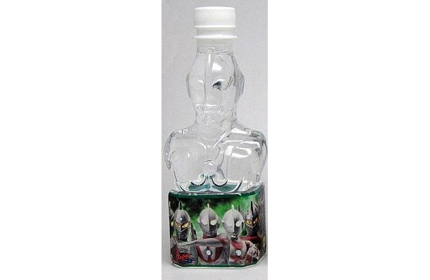 ラベルは全4種！ こちらは「ウルトラ兄弟」