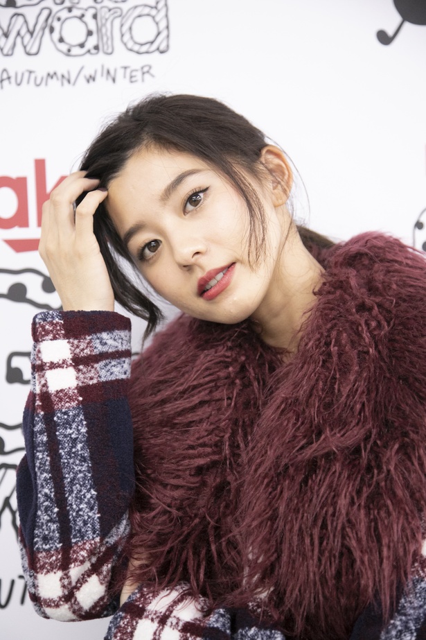 「Rakuten GirlsAward 2018 AUTUMN/WINTER」に出演した朝比奈彩さん