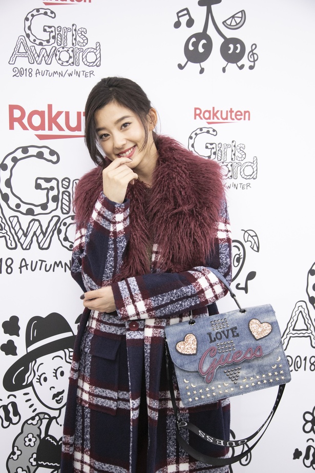 朝比奈彩さん