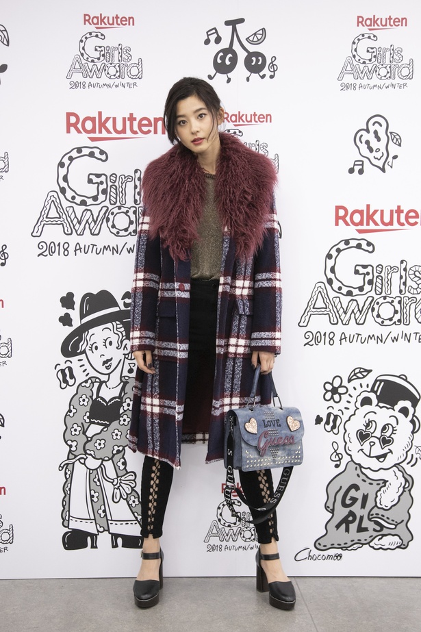 朝比奈彩さん