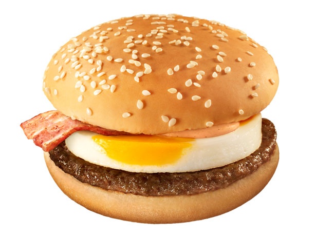 昨年、オーロラソースがより濃厚な味わいにリニューアルされた「月見バーガー」(単品340円、バリューセット640円)