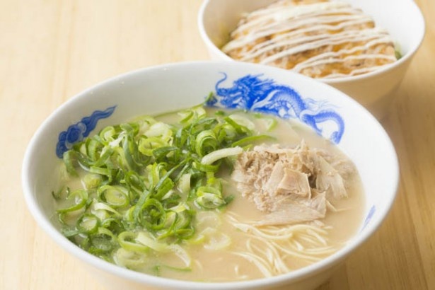 元祖ラーメン 長浜男(福岡市博多区東光) / 「ラーメン」(550円)