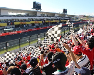 レジェンドが鈴鹿サーキットに大集結！史上最強に熱い「鈴鹿F1日本GP」を応援しよう!!