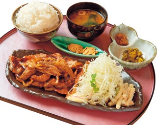 ステーキで人気のロマン亭が豚汁と生姜焼き専門店に！「大坂豚汁・生姜焼き ロマン亭」