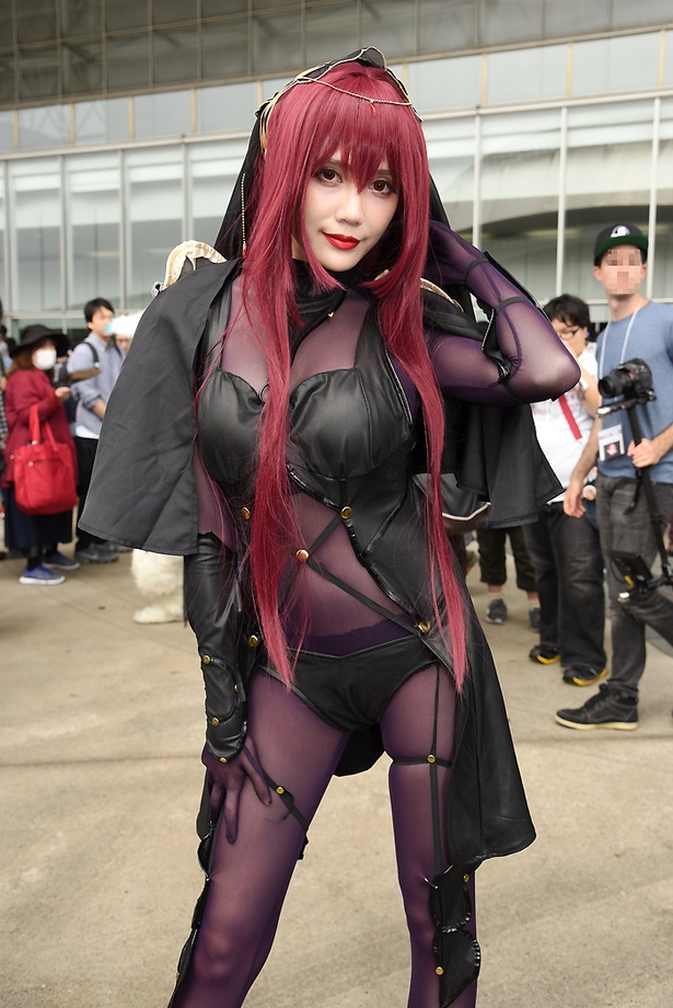 『Fate/Grand Order』のスカサハに扮するMayoi Babyさん