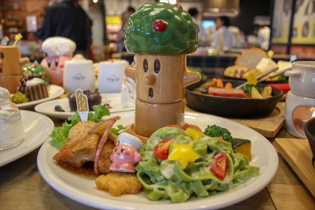「ウィスピーウッズのもりもりごちそうプレート」(税抜2580円)