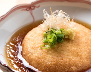 従来の豆腐料理の概念を変える「カネマス弥平とうふ店」