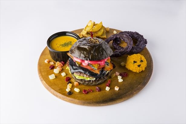 エーエス クラシックス ダイナー「ブラックジャックチーズバーガー」(1850円) 