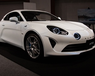 アルピーヌA110のカタログモデルがついに日本上陸！年内納車も!?