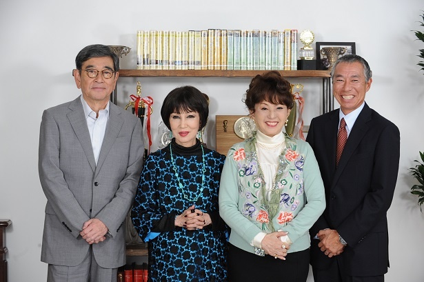 2019年4月スタートの「やすらぎの刻~道」がクランクイン。主人公を演じる石坂浩二と浅丘ルリ子、加賀まりこ、柳葉敏郎(写真左から)