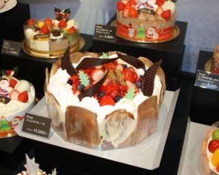 有名シェフがやりたいこと全部盛り！シャトレーゼ新作Xmasケーキ