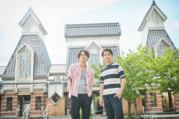 村井良大(写真左)、平野良が上越を旅する