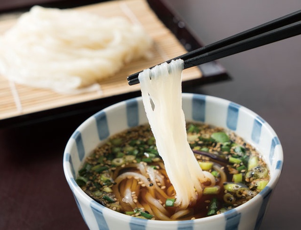 うどん満月 中間店 / 「肉ざる」(700円)