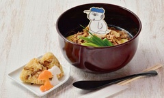 「オラフ 北海道とうやと牛肉の蕎麦 きのこご飯のおにぎりセット」(税抜1630円)