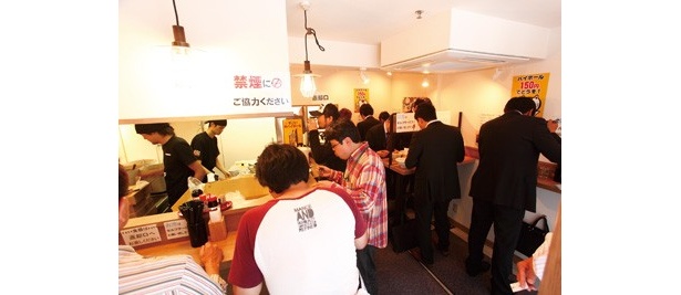 朝からラーメンを食べる“朝ラー”がブームになっている