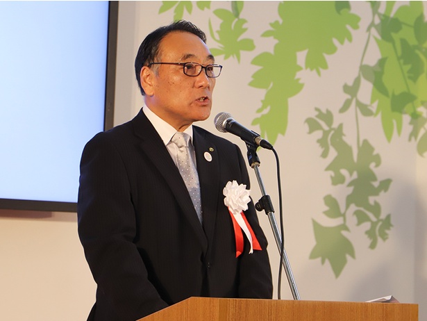 大阪高速鉄道の吉村庄平社長