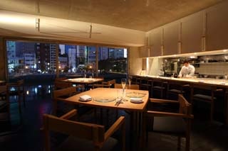 福岡・中洲のリバーサイド夜景が楽しめる！　眺めのいいレストラン3選