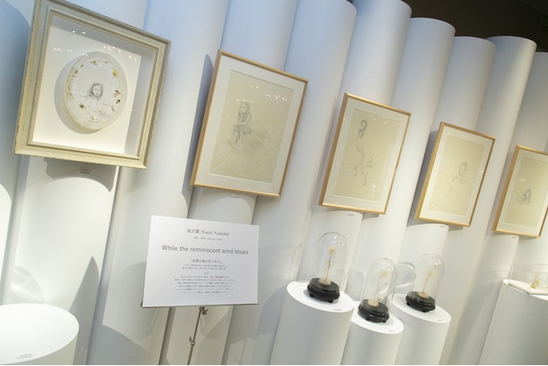 アーティスト、湯沢薫氏の作品も展示販売
