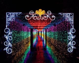 遊園地＆テーマパークを彩る華やかなイルミネーション3選