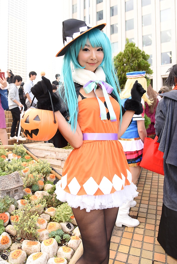 ボーカロイドの初音ミクに扮する ねここさん