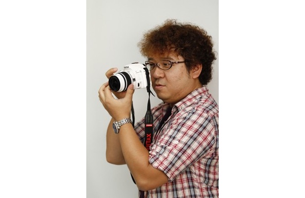 写真家、藤里一郎先生。「写真には偶然の楽しみがある。“写真の神様”が降りてくる！」