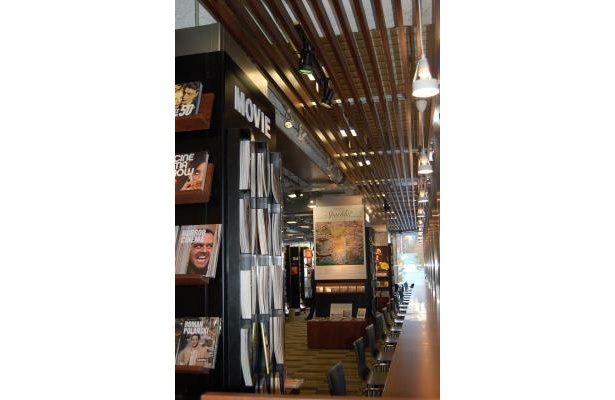 コーヒーを飲みながらのんびり読書、しませんか？