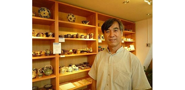 「読谷山焼北窯」の松田米司さん