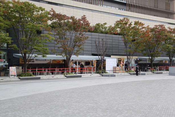 大阪・梅田のグランフロント大阪 うめきた広場に設けられた特設会場