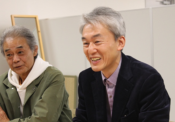 プリキュアシリーズの生みの親でもある、鷲尾プロデューサー(写真 右)と西尾ディレクター(写真 左)。この2人からプリキュアの歴史は始まった