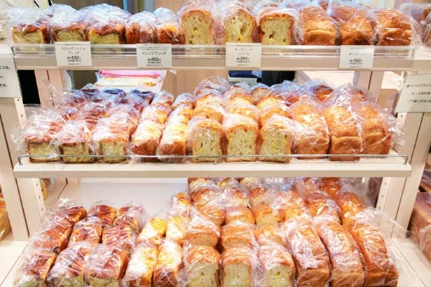 日常で楽しみたい食パンも、ベーシックなものから個性派まで/阪神梅田本店