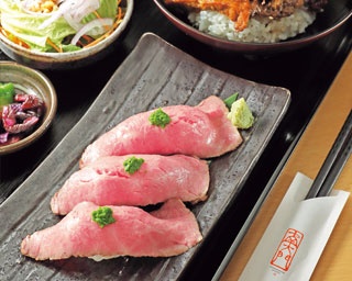 ランプ×イチボの肉寿司で赤みの旨さを堪能！「京都ステーキ  南大門 錦店」