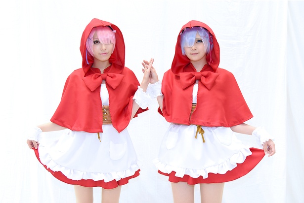 『Re：ゼロから始める異世界生活』のラム(左：京眞さん)と、レム(右：Tasoさん)