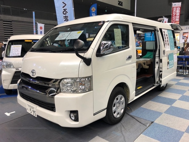 OMC　ツアーズワイドSGL（トヨタ・ハイエースベース）