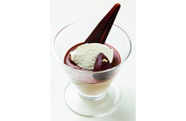 マロンムース　ウィズ　チョコレートソース（1個￥1470）/ピエール マルコリーニ　※販売期間未定