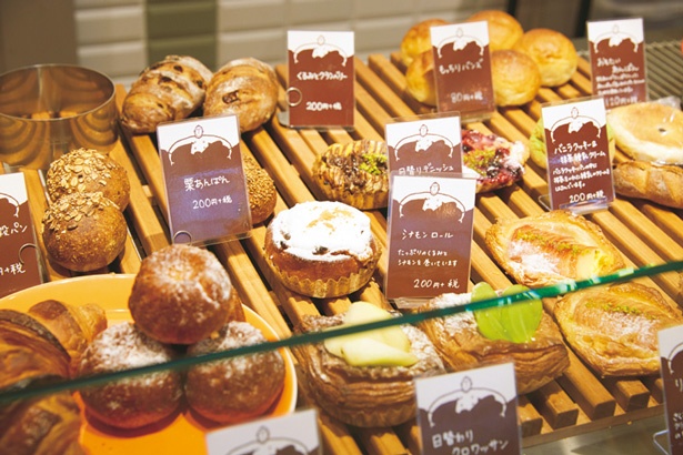 【写真をみる】パンは常時50種/Boulangerie Bienvenue coffret